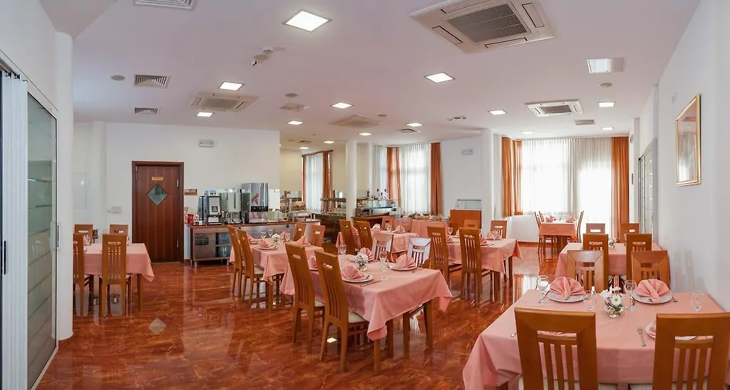 Hotel Rotondo Donji Seget