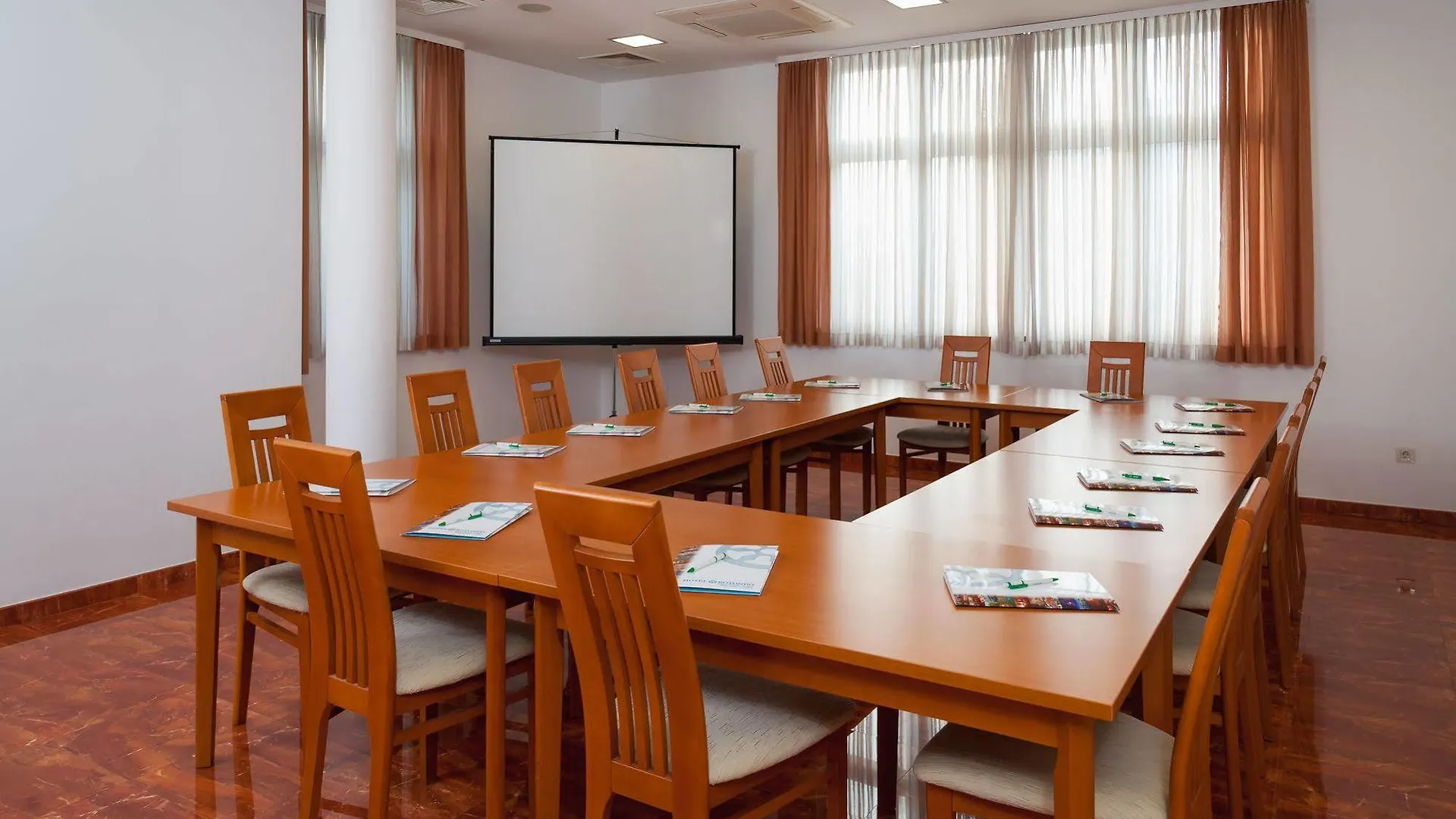 Hotel Rotondo Donji Seget