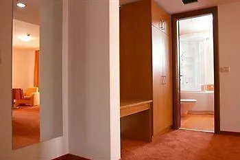 Hotel Rotondo ドニー・セゲット 4*,