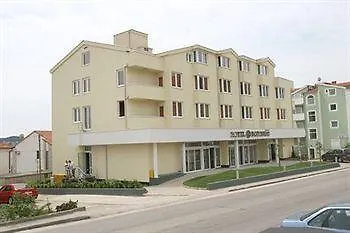 Hotel Rotondo ドニー・セゲット